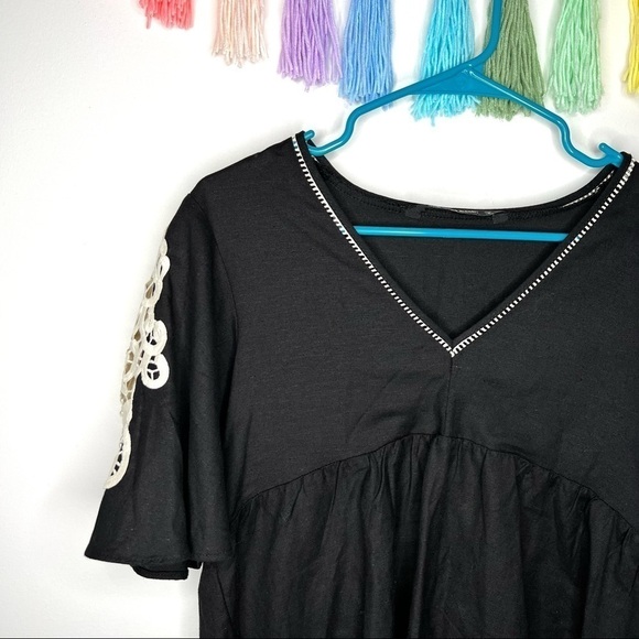 Zara Baby Doll Short Sleeve Blouse with White Embroidery Size Small - Picture 6 of 15